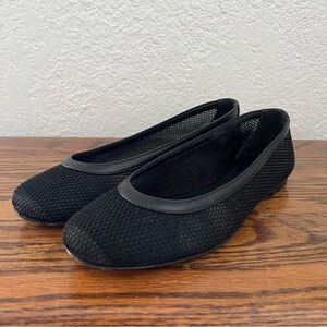 M. GEMI The Contessa Black Mesh Ballet Flats Size 8.5